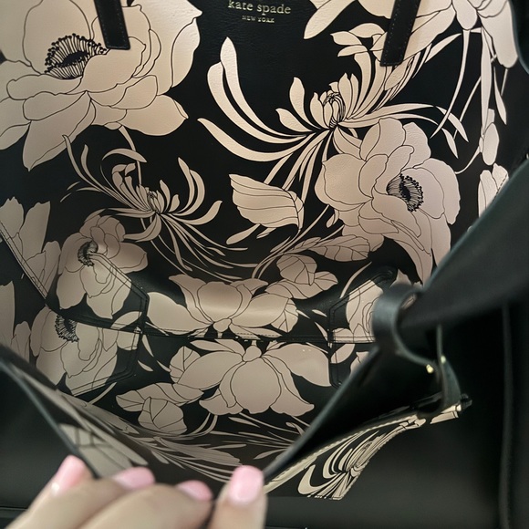 Kate Spade Black and Pink Floral Tote Bag reversible! - Picture 2 of 2